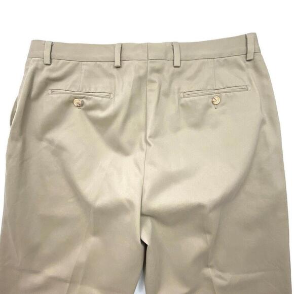 Kirkland Straight Leg Men's size 38x29 Medium Wash Khaki Chino Pants - Picture 3 of 5
